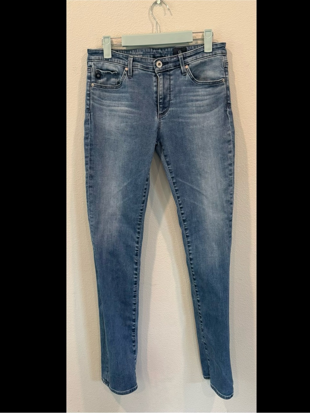 AG Adriano Goldschmied The Harper Essential Straight Medium Wash Jeans Sz 27